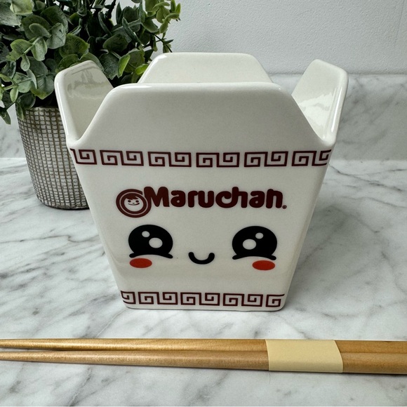 Maruchan Ramen Ceramic Takeout Container w/ Chopsticks - NIB - Picture 2 of 14